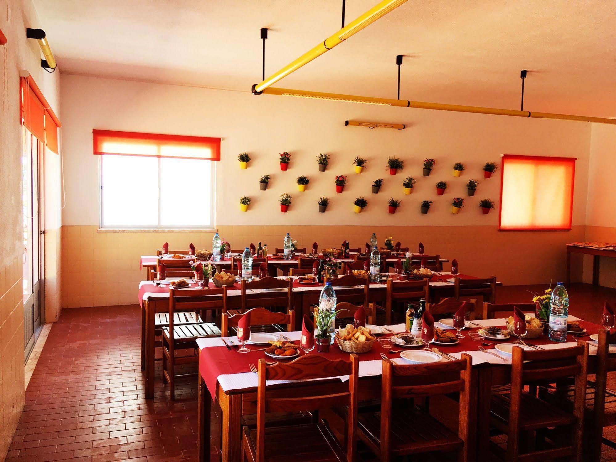 Hotel Parque De Campismo Orbitur São Pedro de Muel Extérieur photo